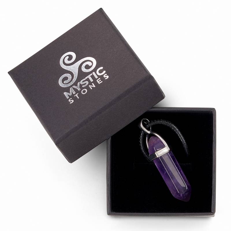 Collier en pierre d'améthyste naturelle. Pierre énergétique guérisseuse et amulette protectrice.