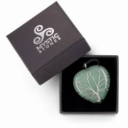 Colgante de Aventurina verde natural, atrae prosperidad y crecimiento personal.