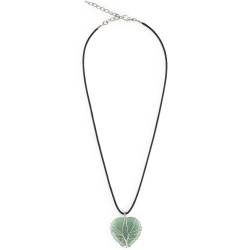 Colgante de Aventurina verde natural, atrae prosperidad y crecimiento personal.